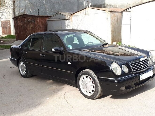 Mercedes E 240 1998, 320,000 km - 2.4 l - Bakı