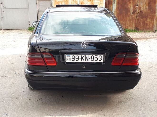 Mercedes E 240 1998, 320,000 km - 2.4 l - Bakı