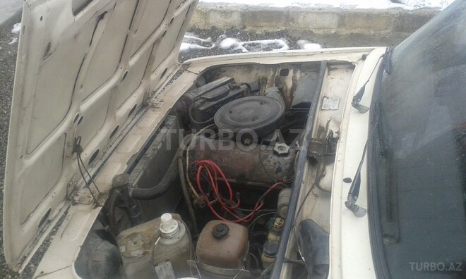 LADA (VAZ) 2105 1999, 245,680 km - 1.5 л - Quba