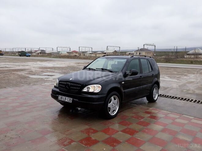 Mercedes ML 320 2000, 198,000 km - 3.2 л - Sumqayıt