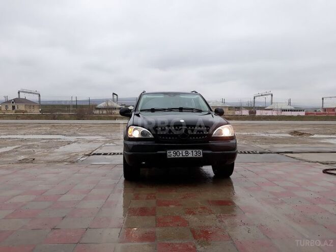 Mercedes ML 320 2000, 198,000 km - 3.2 л - Sumqayıt