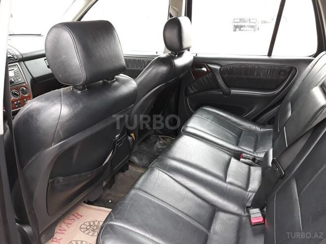 Mercedes ML 320 2000, 198,000 km - 3.2 л - Sumqayıt