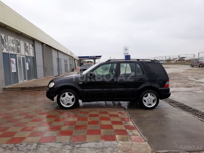 Mercedes ML 320 2000, 198,000 km - 3.2 л - Sumqayıt