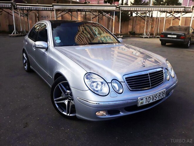 Mercedes E 320 2002, 322,000 km - 3.2 l - Bakı