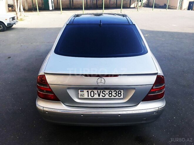 Mercedes E 320 2002, 322,000 km - 3.2 l - Bakı
