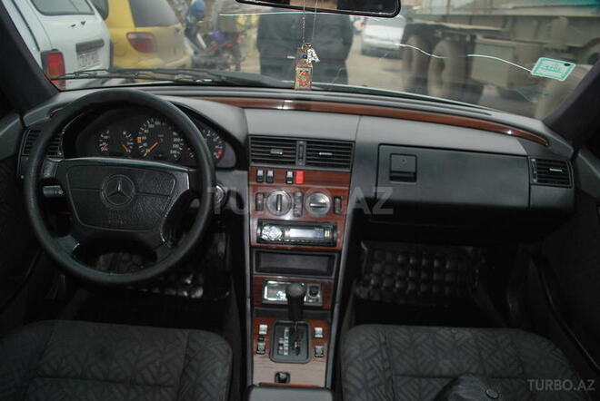 Mercedes C 180 1993, 256,000 km - 1.8 l - Xırdalan