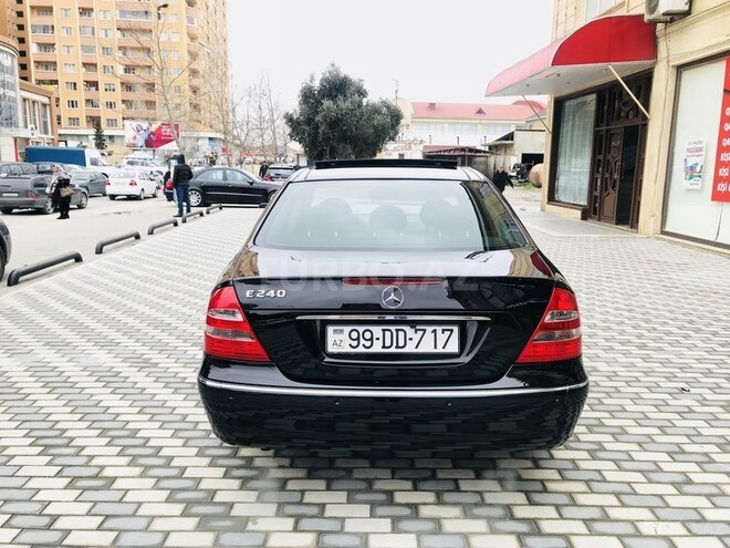 Mercedes E 240 2003, 303,000 km - 2.6 l - Bakı