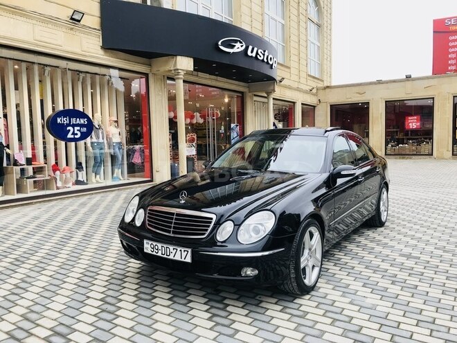 Mercedes E 240 2003, 303,000 km - 2.6 l - Bakı
