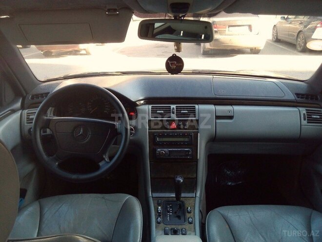 Mercedes E 200 1997, 400,000 km - 2.0 l - Bakı