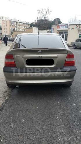 Opel Vectra 1996, 200,000 km - 2.0 l - Bakı