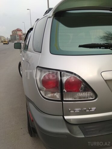 Lexus RX 300 2002, 192,000 km - 3.0 л - Bakı