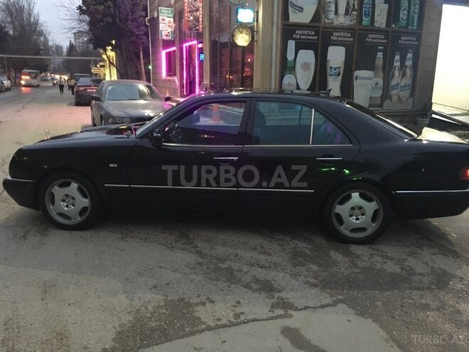 Mercedes E 300 1998, 210,000 km - 3.0 l - Bakı