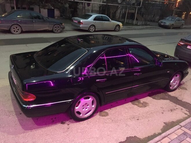 Mercedes E 300 1998, 210,000 km - 3.0 l - Bakı