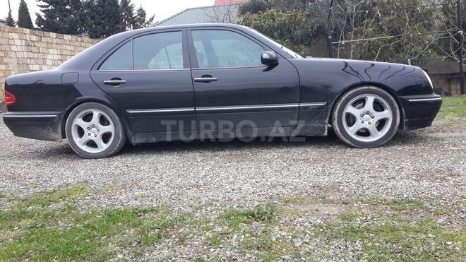Mercedes E 280 2000, 271,000 km - 0.2 l - Bakı