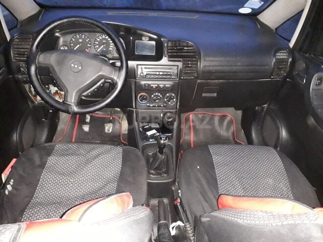 Opel Zafira 1999, 235,000 km - 1.8 l - Sumqayıt