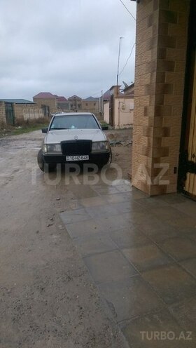 Mercedes E 230 1989, 324,000 km - 2.3 l - Bakı