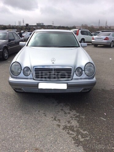 Mercedes E 240 1998, 234,000 km - 2.4 l - Bakı