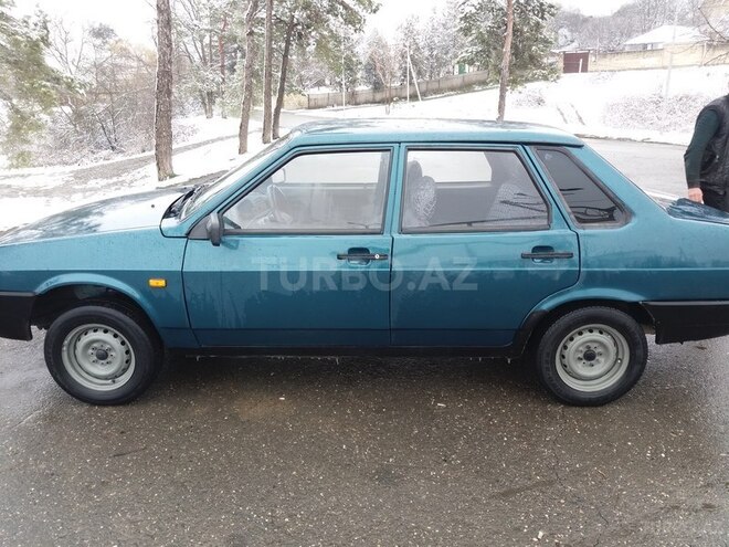 LADA (VAZ) 21099 2001, 280,000 km - 1.5 l - Quba