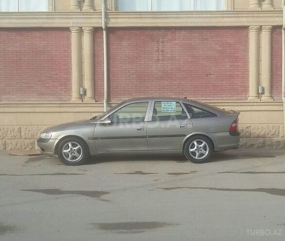 Opel Vectra 1996, 300,000 km - 2.0 l - Bakı
