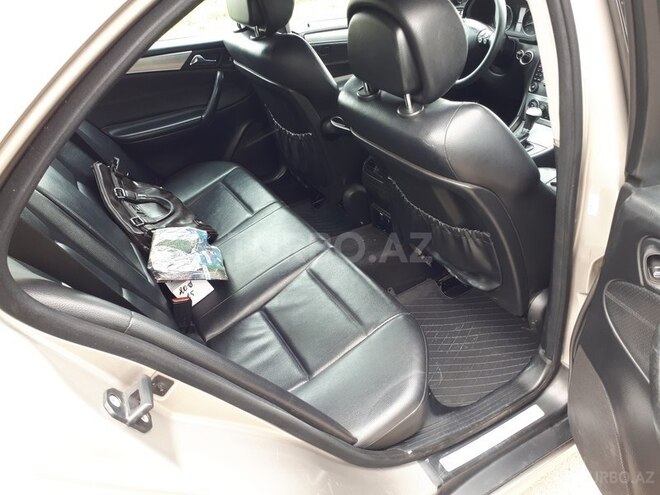 Mercedes C 230 2006, 216,000 km - 2.3 л - Xırdalan