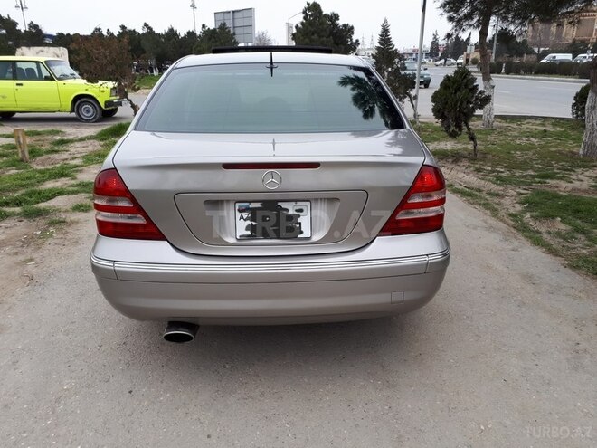 Mercedes C 230 2006, 216,000 km - 2.3 л - Xırdalan