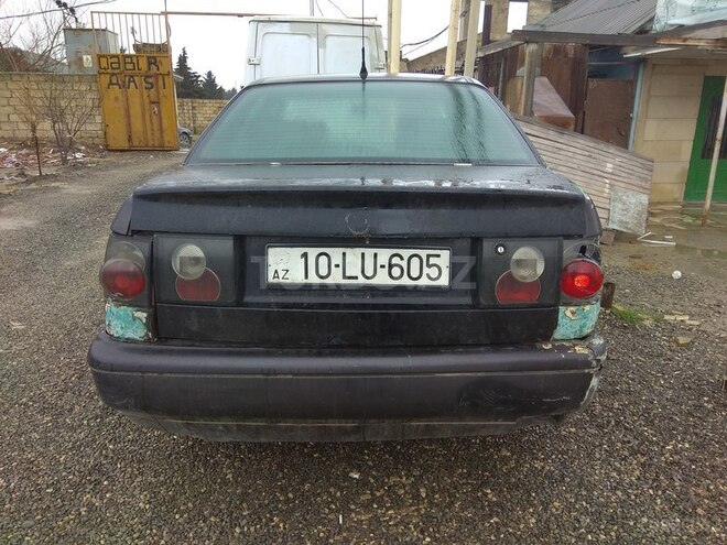 Volkswagen Passat 1995, 322,000 km - 2.0 l - Bakı