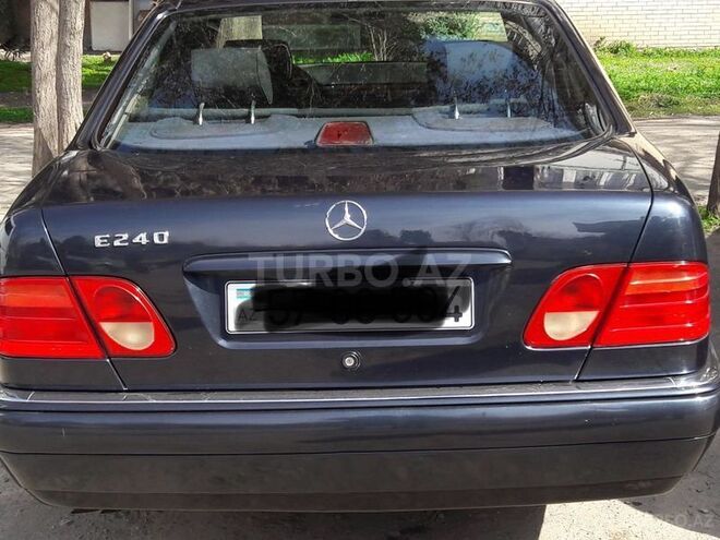 Mercedes E 240 1997, 298,789 km - 2.4 l - Gəncə