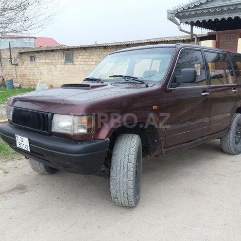 Isuzu  1993, 298,000 km - 3.1 л - Şirvan