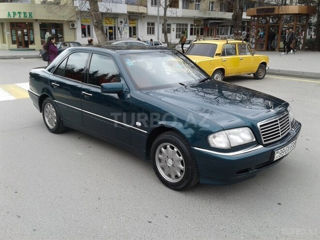 Mercedes C 180 1998, 234,000 km - 0.2 l - Mingəçevir