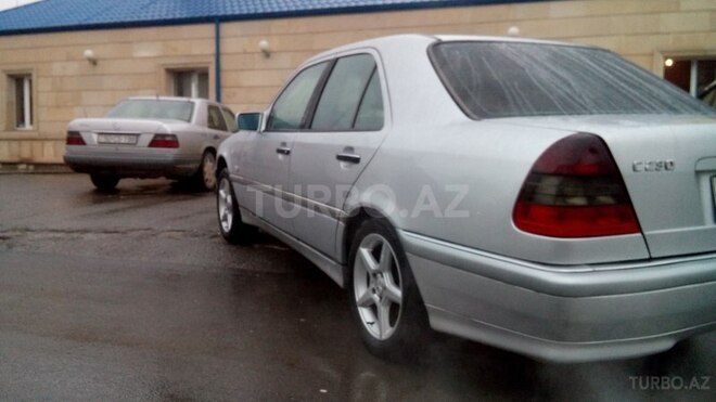 Mercedes C 230 1999, 224,000 km - 2.3 л - Sumqayıt