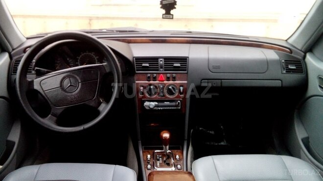 Mercedes C 230 1999, 224,000 km - 2.3 л - Sumqayıt