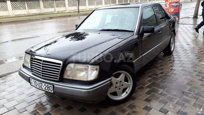 Mercedes E 280 1993, 428,000 km - 2.8 l - Bakı