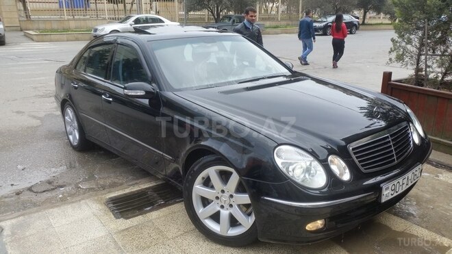 Mercedes E 220 2004, 277,565 km - 2.2 l - Bakı