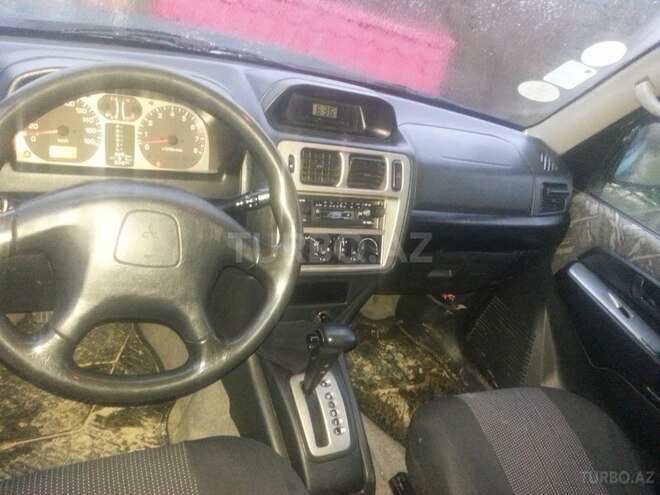 Mitsubishi  1999, 250,000 km - 1.8 l - Bakı
