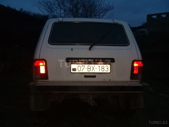 LADA (VAZ) Niva 2008, 1,055 km - 0.3 l - Astara