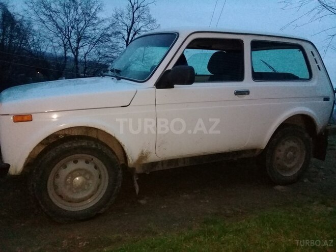 LADA (VAZ) Niva 2008, 1,055 km - 0.3 l - Astara