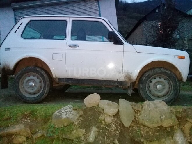 LADA (VAZ) Niva 2008, 1,055 km - 0.3 l - Astara
