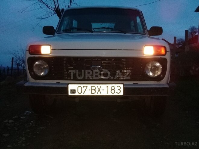 LADA (VAZ) Niva 2008, 1,055 km - 0.3 l - Astara