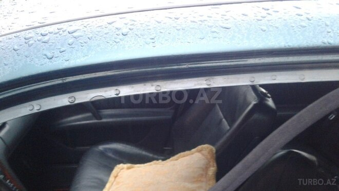 Mercedes E 220 2001, 224,523 km - 2.2 l - Bakı