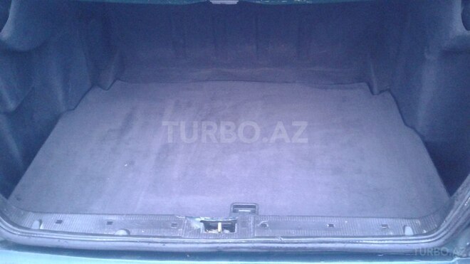 Mercedes E 220 2001, 224,523 km - 2.2 l - Bakı