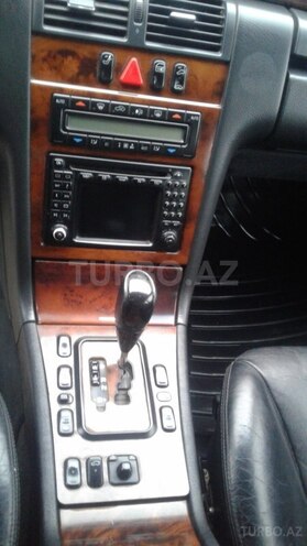 Mercedes E 220 2001, 224,523 km - 2.2 l - Bakı
