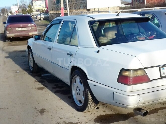 Mercedes E 200 1989, 568,053 km - 2.0 l - Bakı