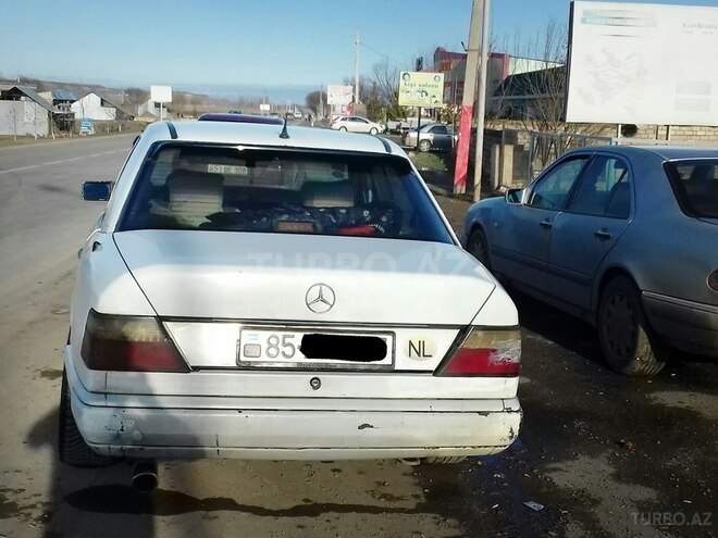 Mercedes E 200 1989, 568,053 km - 2.0 l - Bakı