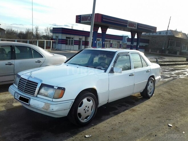 Mercedes E 200 1989, 568,053 km - 2.0 l - Bakı