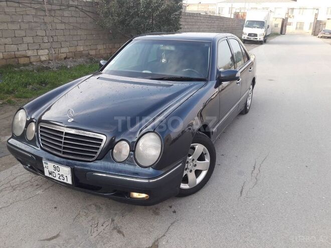 Mercedes E 240 2001, 222,048 km - 2.6 л - Bakı