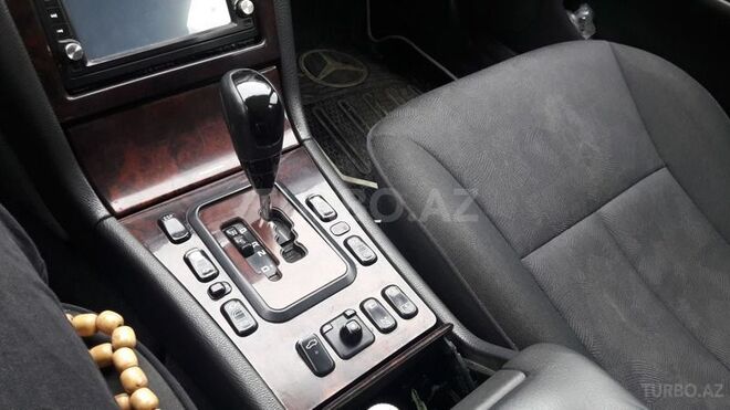 Mercedes E 240 2001, 222,048 km - 2.6 л - Bakı