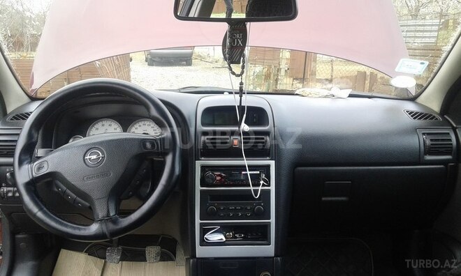 Opel Astra 2002, 200,000 km - 1.8 л - Mingəçevir