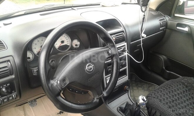Opel Astra 2002, 200,000 km - 1.8 л - Mingəçevir