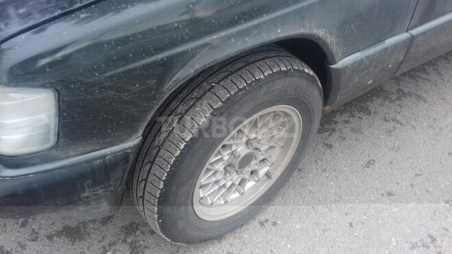 Mercedes 190 1990, 325,000 km - 2.0 l - Bakı