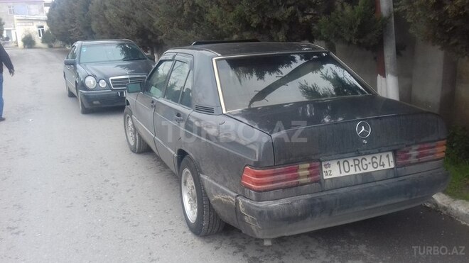 Mercedes 190 1990, 325,000 km - 2.0 l - Bakı